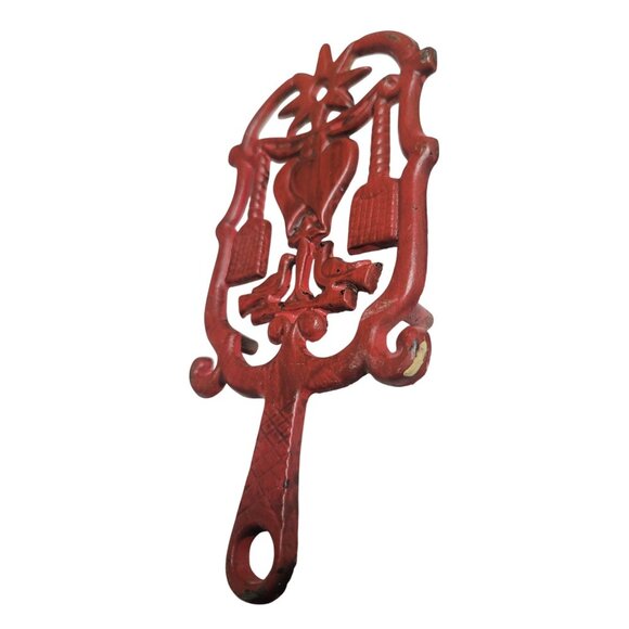 Vintage 1951 J.Z.H. Cast Iron Red Trivet With Heart & Bird Design - Picture 4 of 7